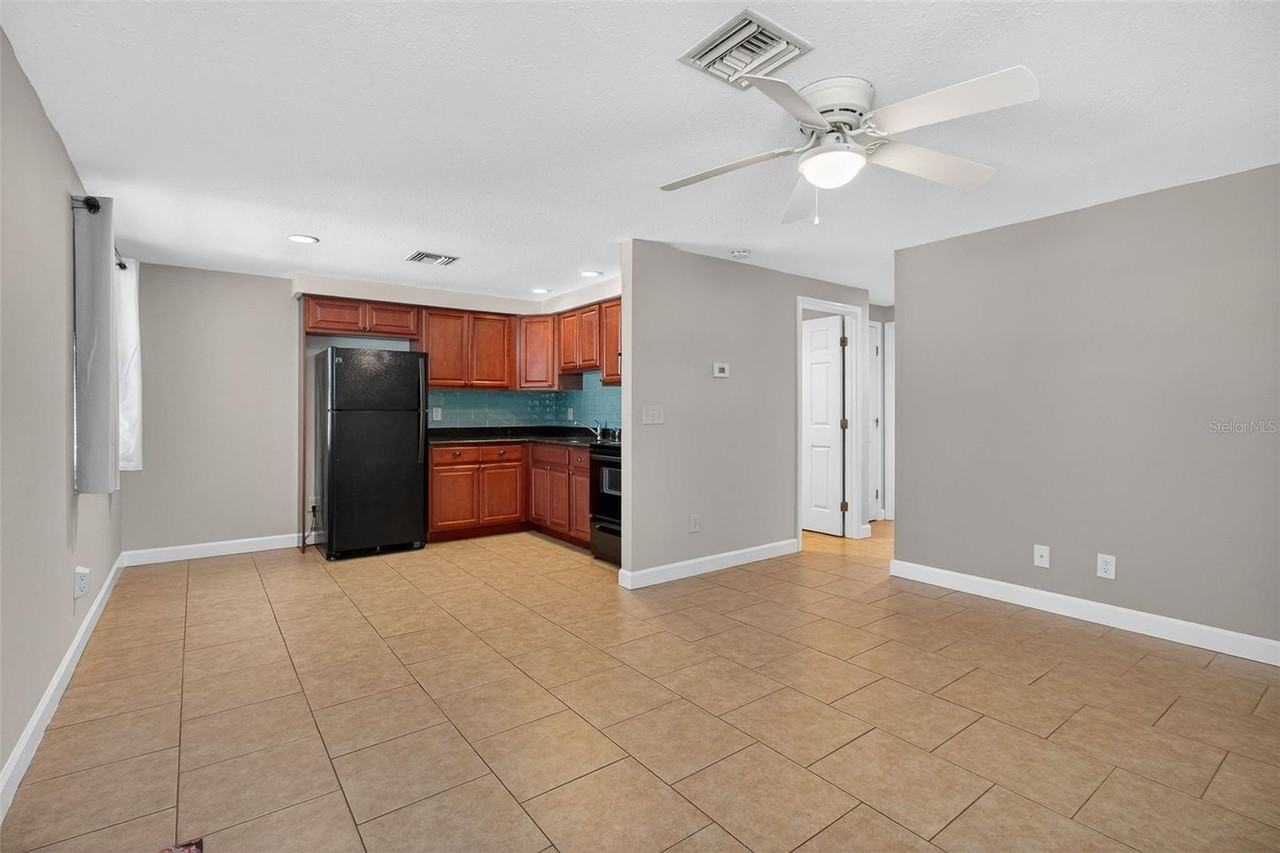 3118 Pine Tree Ave #B - Photo 6 of 26