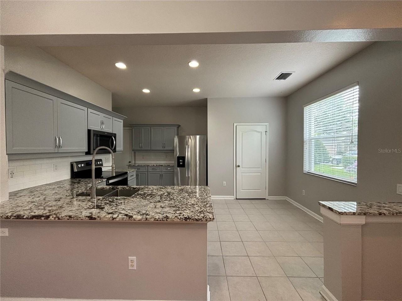 4623 Barnstead Dr - Photo 4 of 23