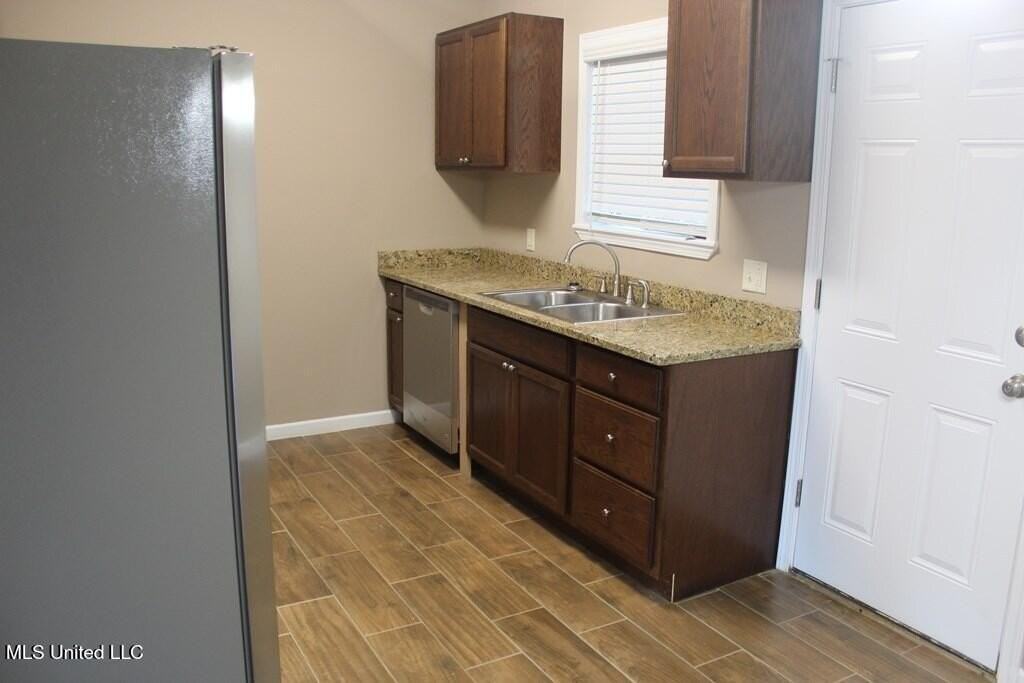 1007 Bassett Dr Lot B - Photo 4 of 11