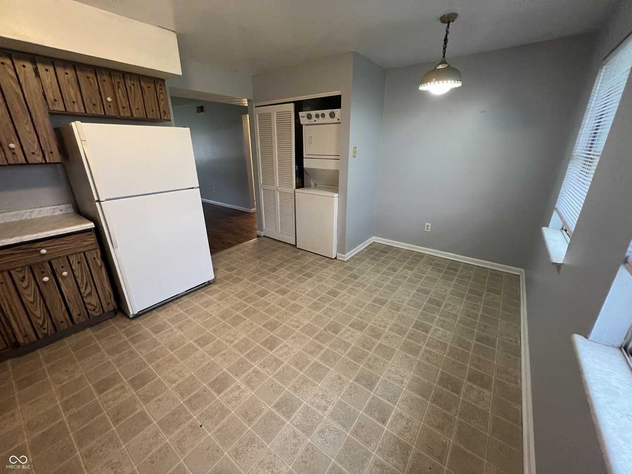 1316 Millerwood Ct #3 - Photo 5 of 12