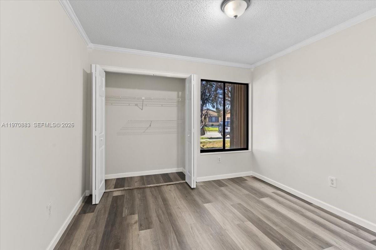 9701 W Daffodil Ln #1 - Photo 4 of 8