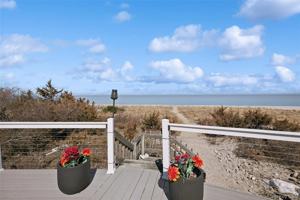 featured image of 171 Harbor Beach Rd
