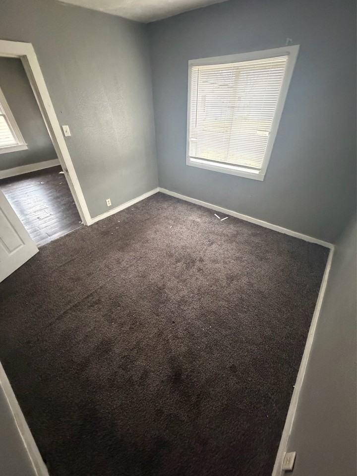 4126 Lafayette St #1 - Photo 3 of 6