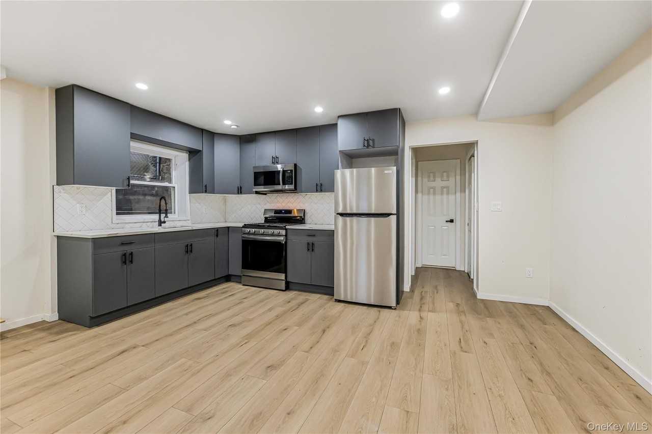 604 Yonkers Ave #B - Photo 2 of 7