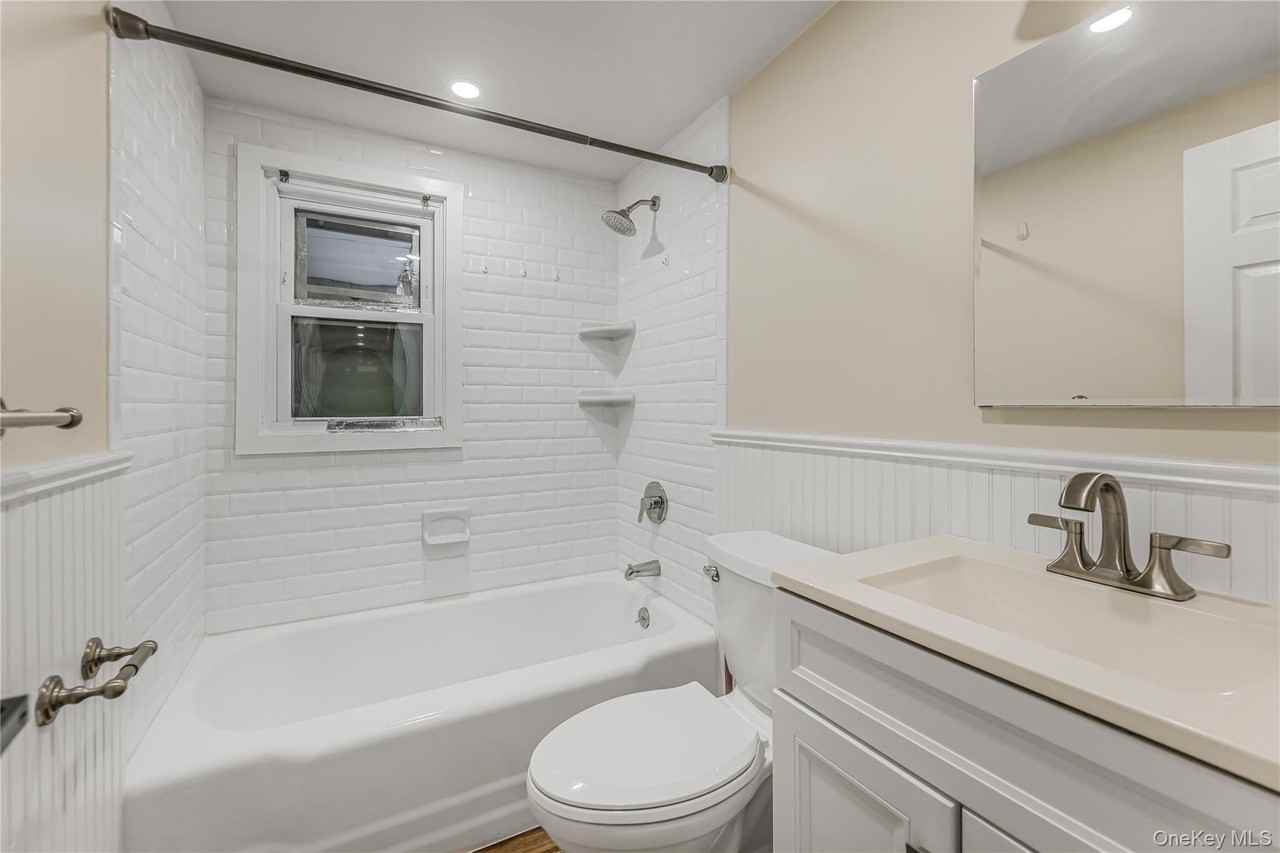 604 Yonkers Ave #B - Photo 6 of 7