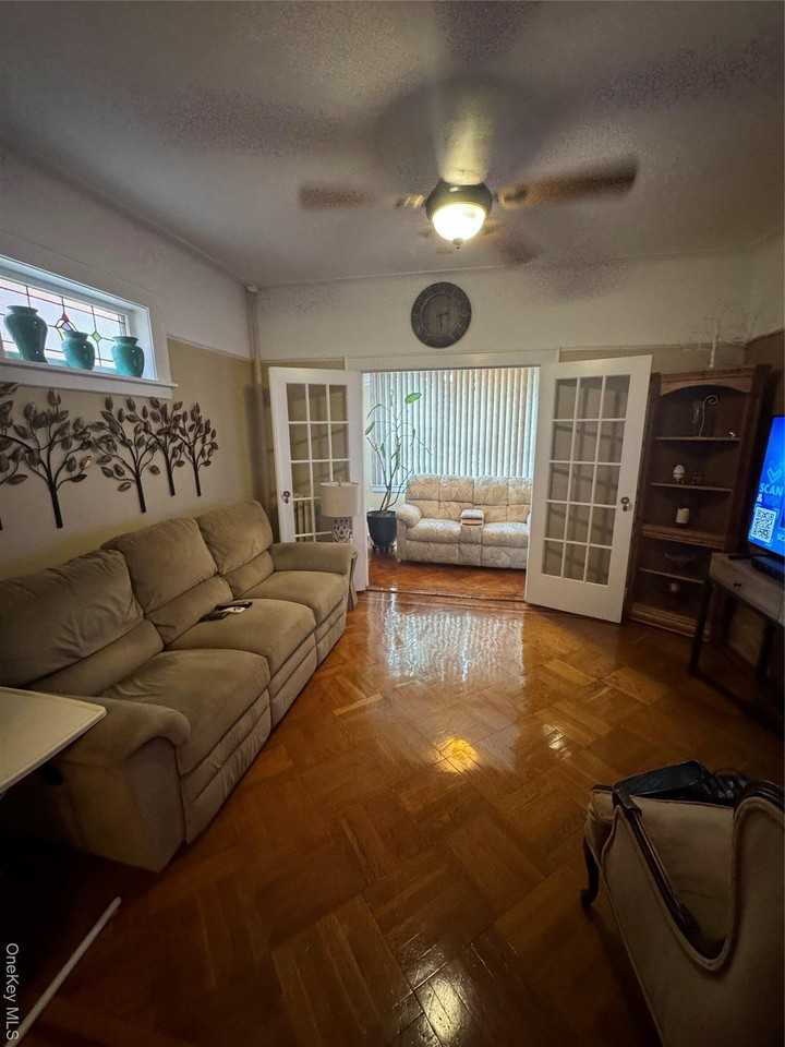 6922 64th Pl Unit 1 - Photo 2 of 10