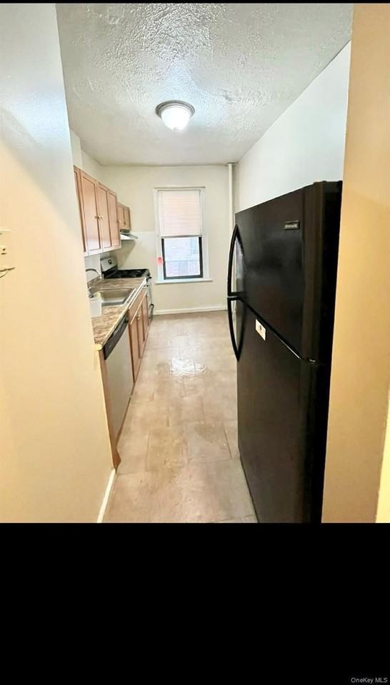 2187 Holland Ave Apt 2l - Photo 5 of 12