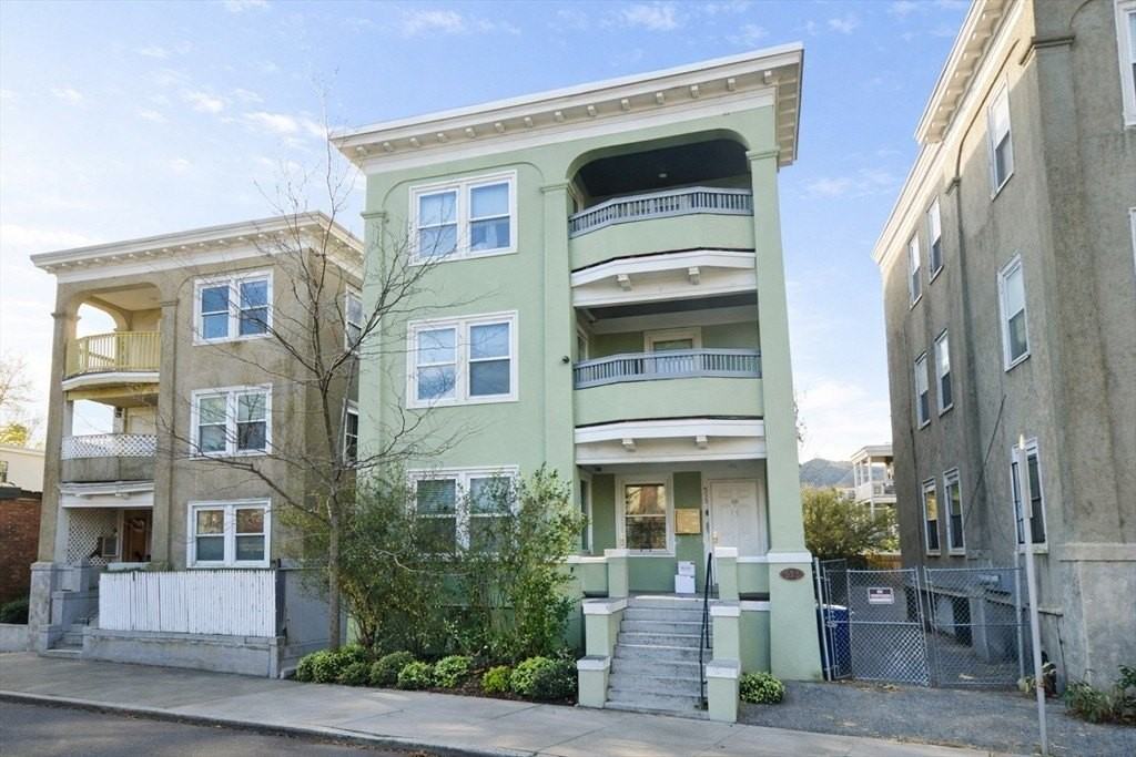 513 Washington St Apt 2 #Apt 2