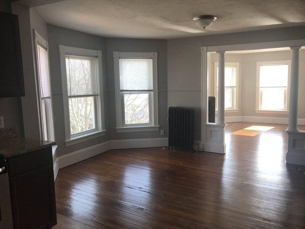 49 Eddy St Apt 3 - Photo 4 of 14