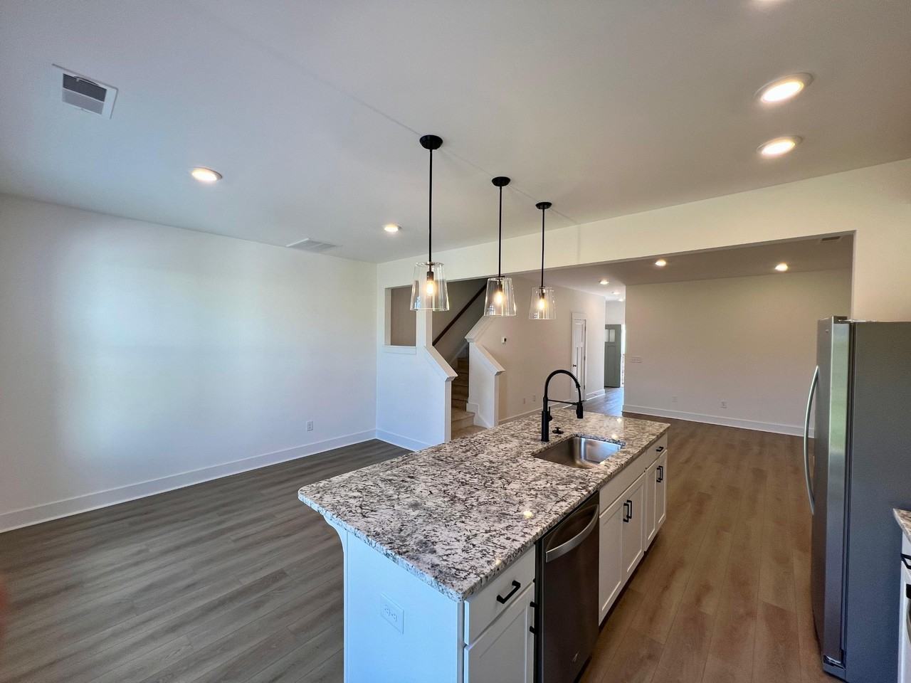 1242 Cherry Orchard Rd #1 - Photo 7 of 37