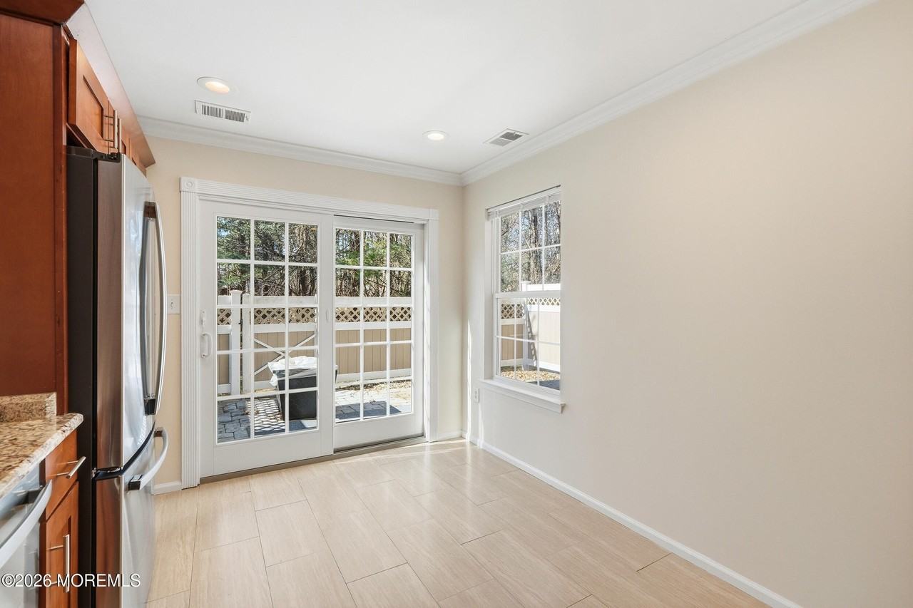 69 Daniele Dr Unit 4304 - Photo 7 of 41