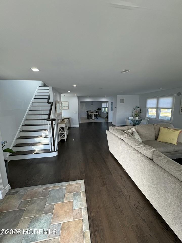 41 Brookwillow Ave - Photo 4 of 13