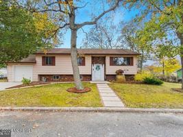 featured image of 42 Monroe Ave