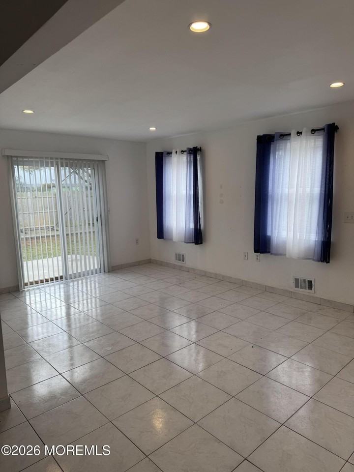 3217 Scrimshaw Ct - Photo 2 of 10