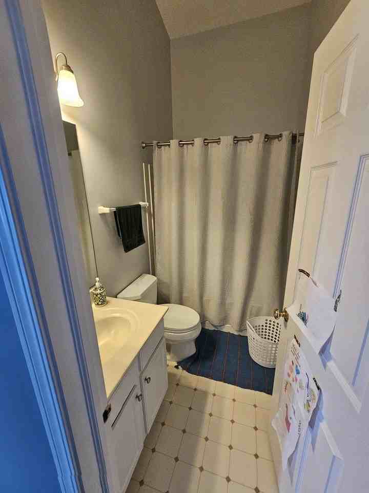 621 Lincoln Station Dr Unit 621 - Photo 2 of 10