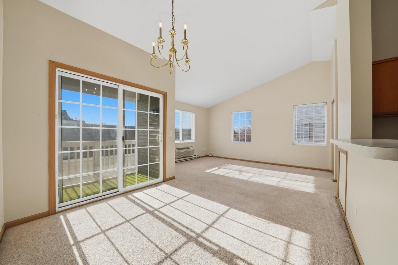 417 Silverstone Dr Unit 417 - Photo 5 of 36