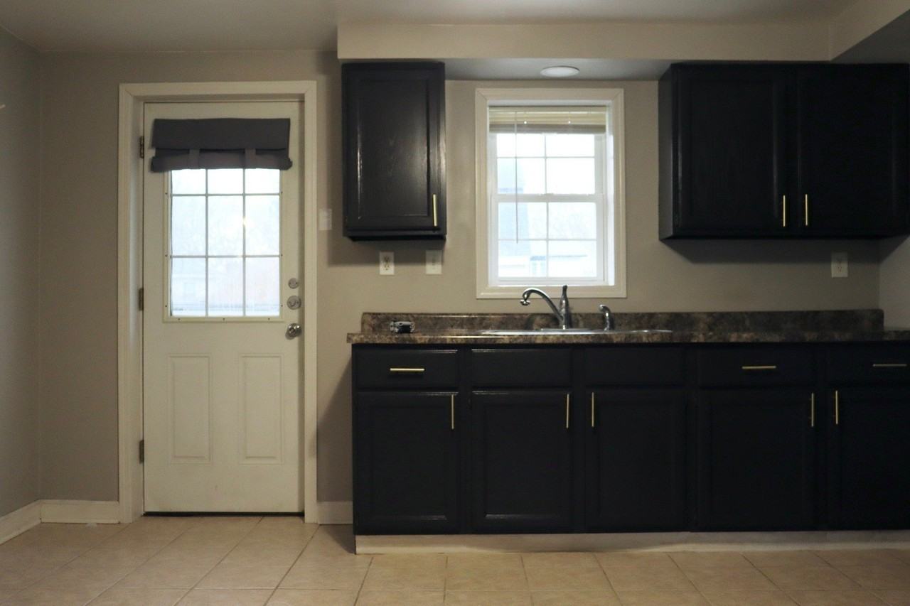 5N769 Pearson Dr Unit 2 - Photo 3 of 15