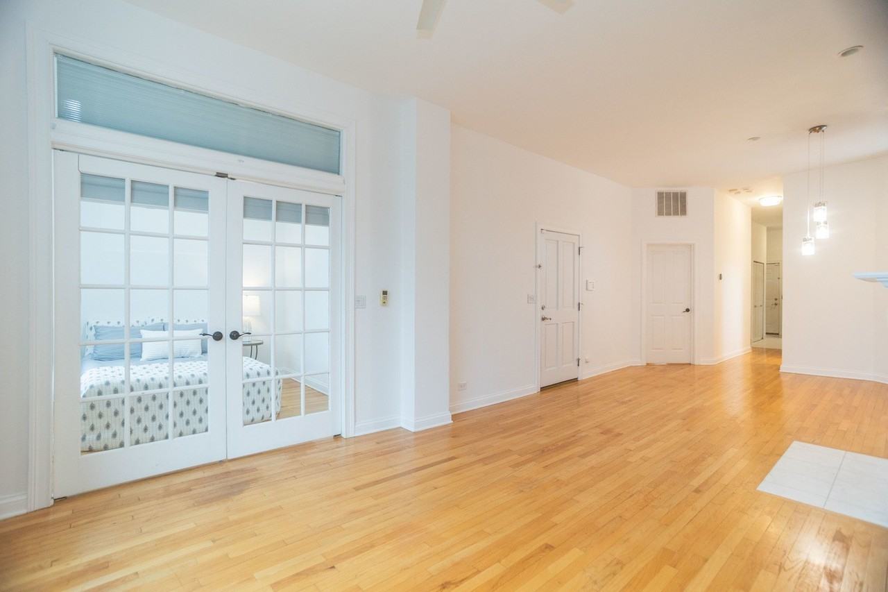 1727 N Clybourn Ave Apt 2 - Photo 7 of 21