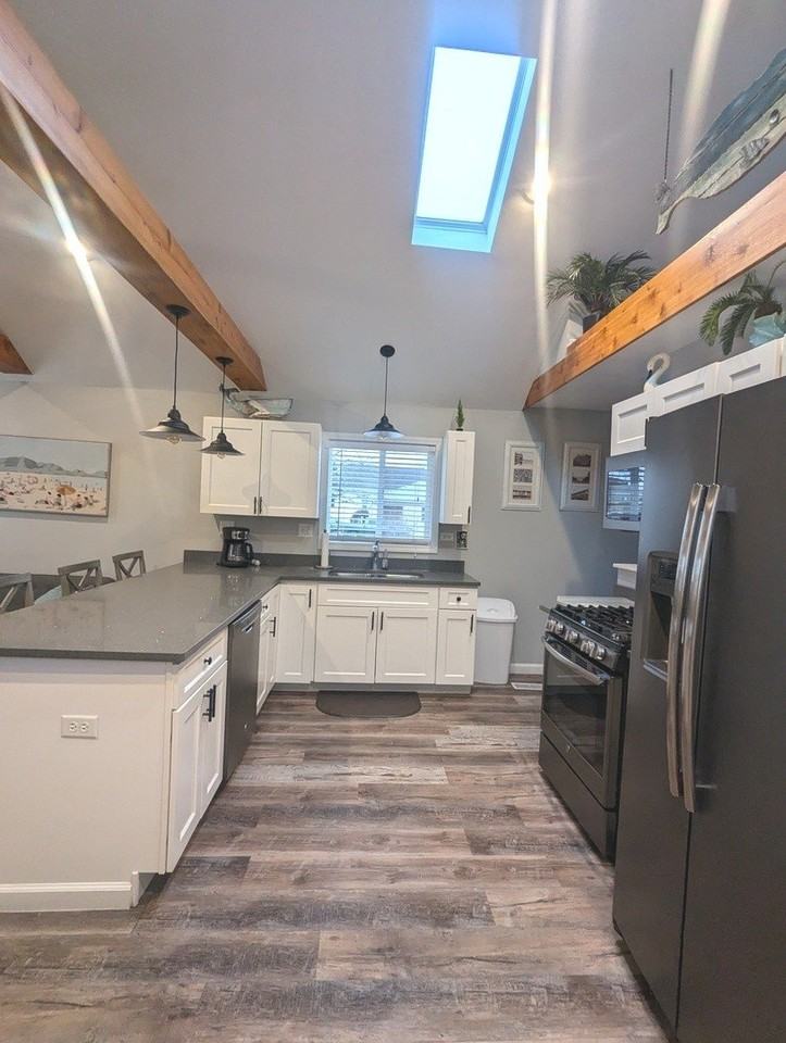 1708 N Center St - Photo 6 of 17