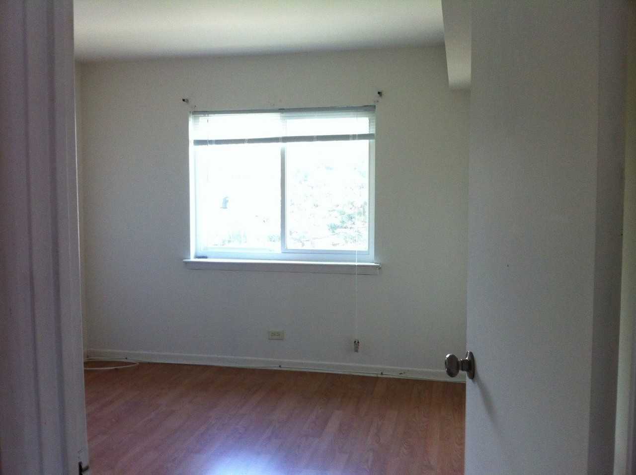 9368 Bay Colony Dr Apt 2s - Photo 7 of 19