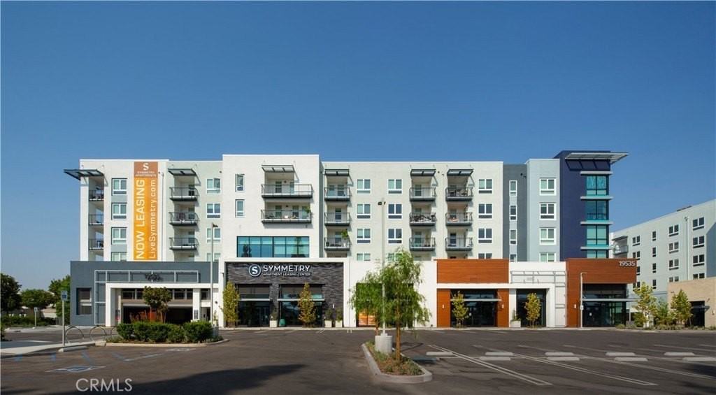 19525 Nordhoff St #25-110 - Photo 6 of 28