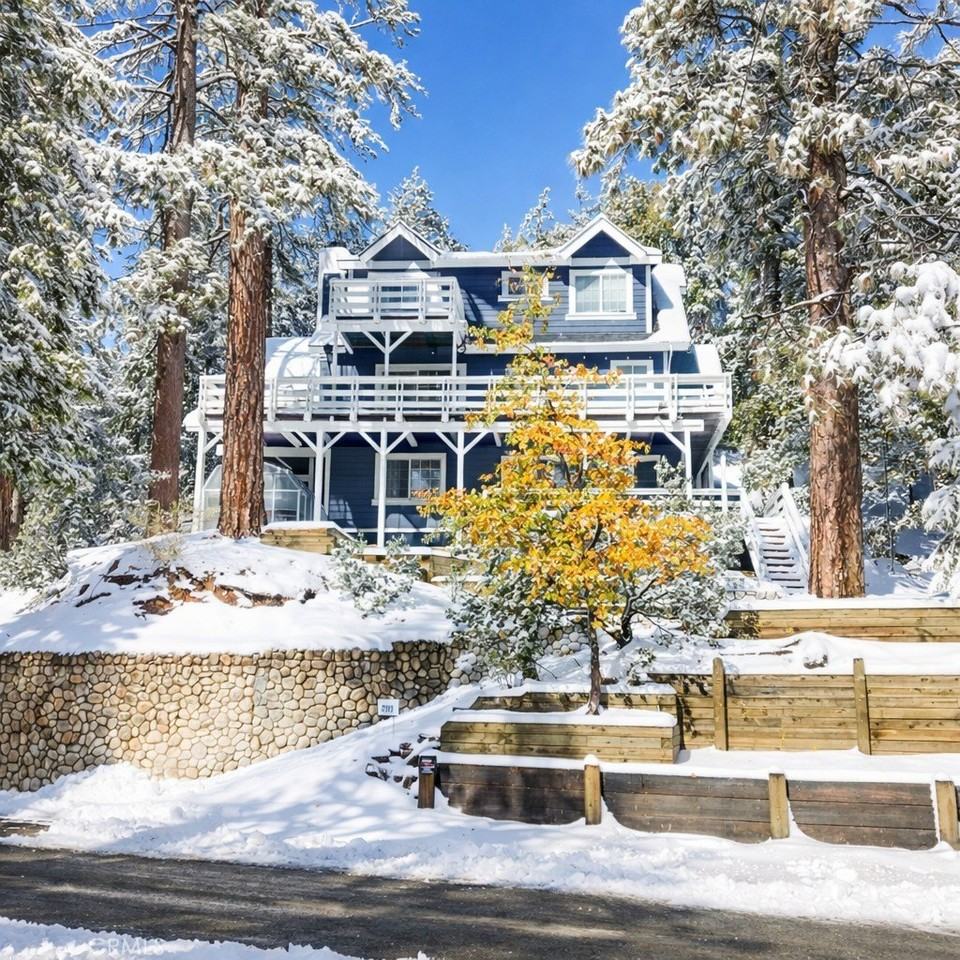 27313 Pinewood Dr - Photo 3 of 20