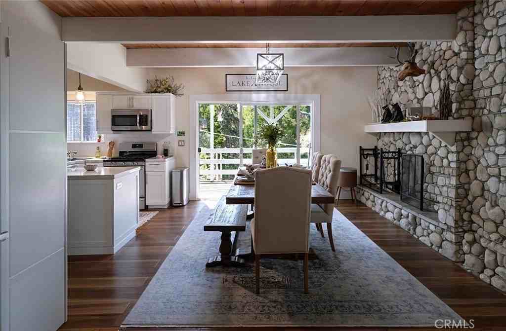 27313 Pinewood Dr - Photo 6 of 20