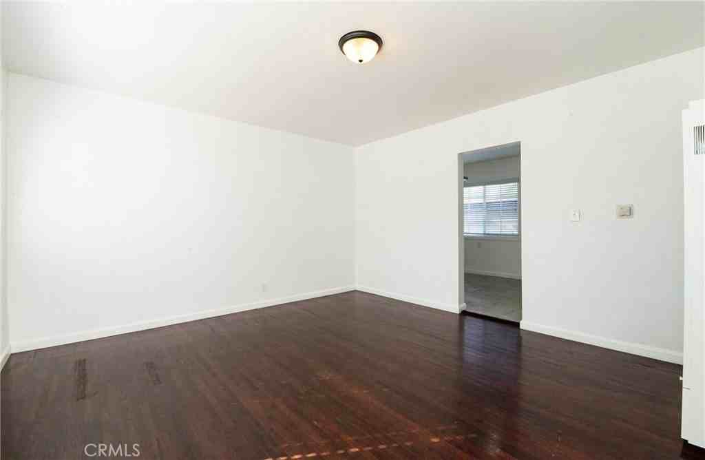 3249 W 134th St - Photo 3 of 12