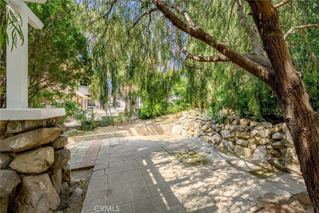 2526 Foothill Blvd - Photo 5 of 38