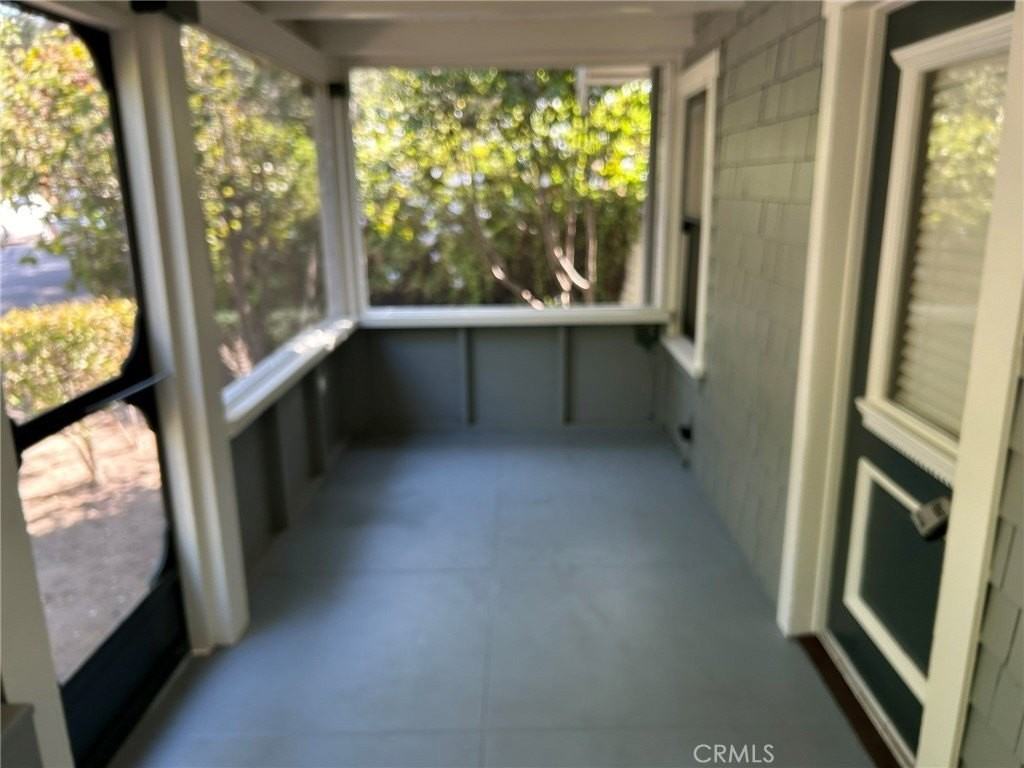 246 W 4th St - Photo 3 of 21