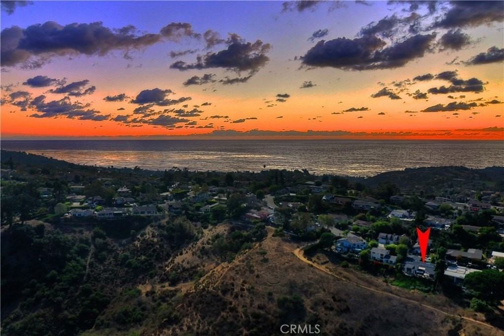 3064 Nestall Rd - Photo 6 of 32