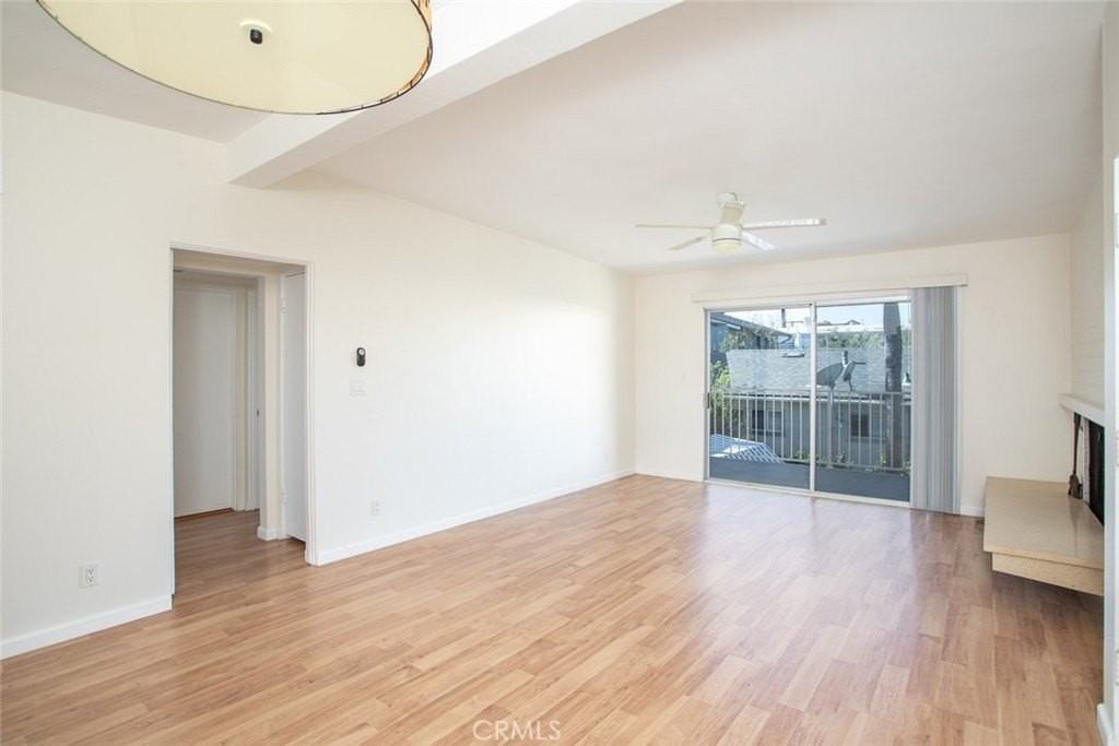 310 Dahlia Pl #B - Photo 4 of 18