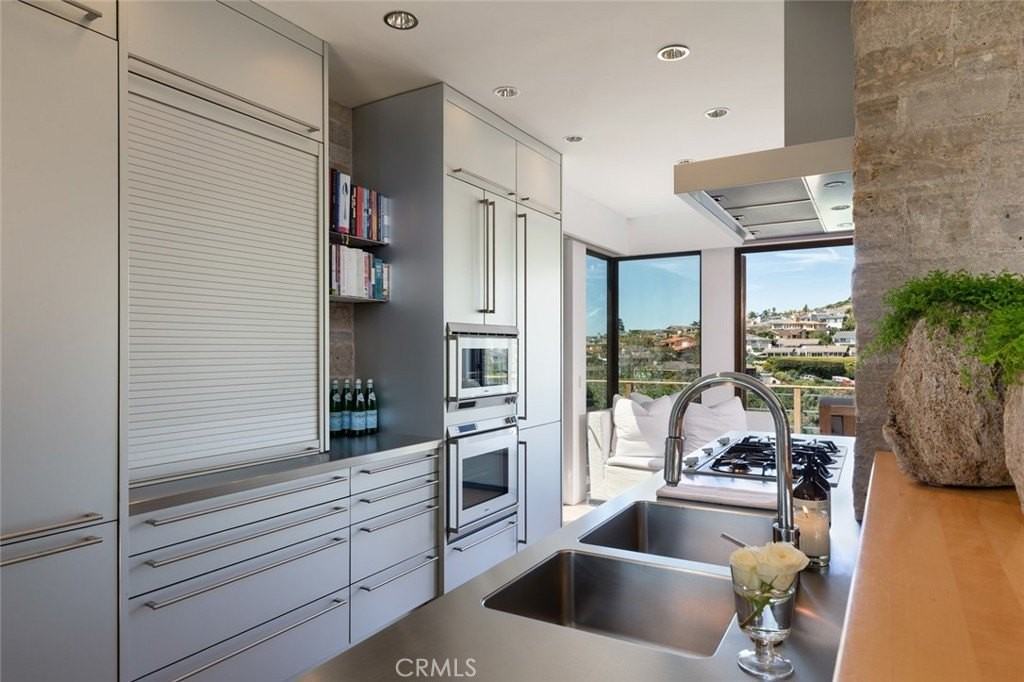 269 Emerald Bay - Photo 7 of 21