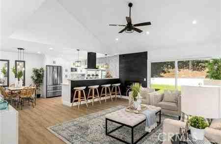 24262 Castilla Ln - Photo 6 of 17