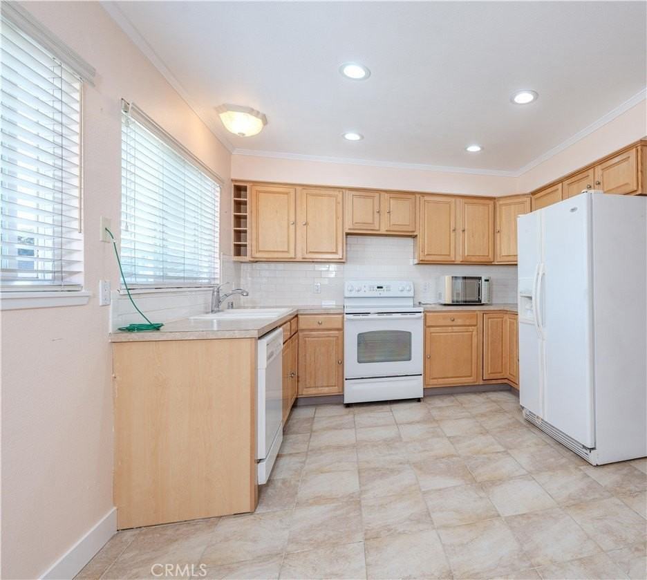 43 Wildwood #14 - Photo 6 of 17