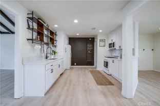 430 E Mayfair Ave - Photo 1 of 1