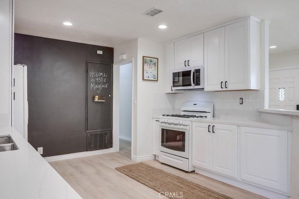 430 E Mayfair Ave - Photo 2 of 9