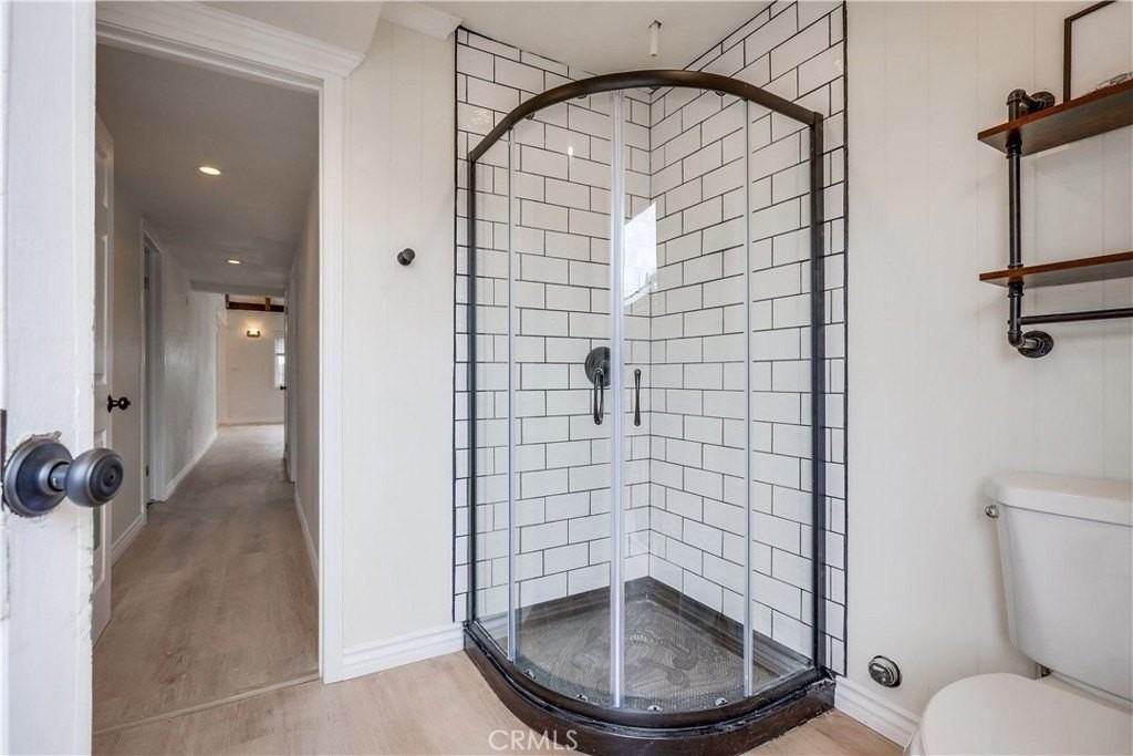 430 E Mayfair Ave - Photo 5 of 9