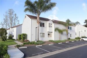 featured image of 2 Terrace Cir