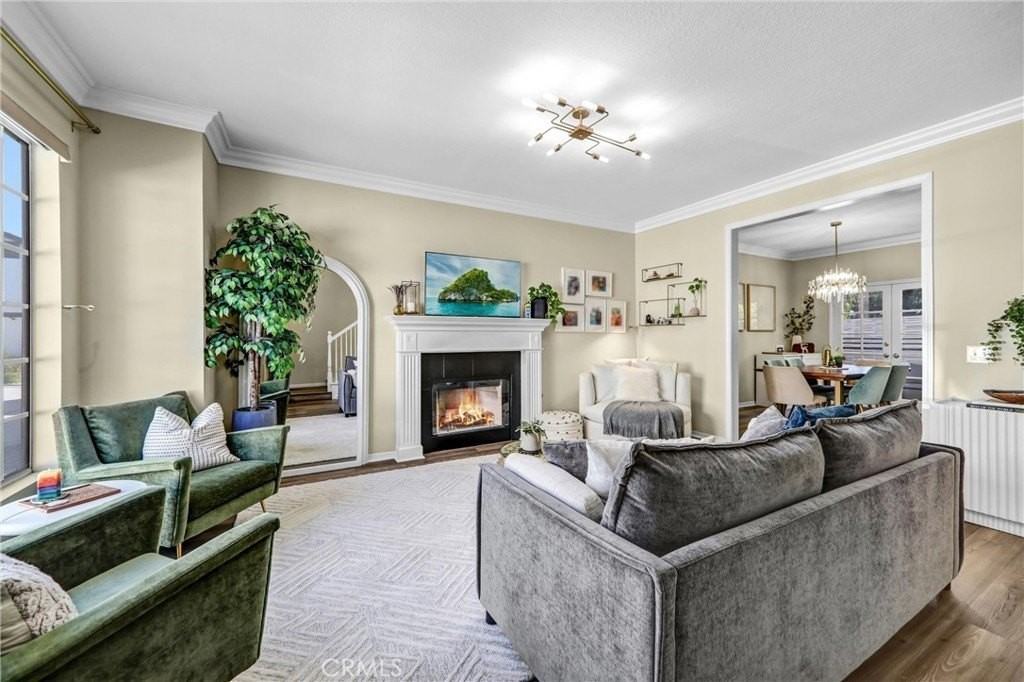 1849 10th Ave #E - Photo 2 of 28