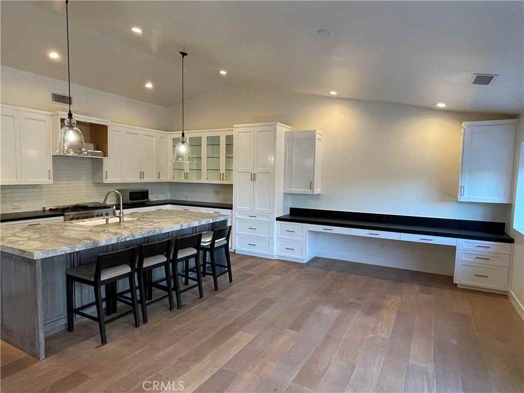 2919 Estancia - Photo 2 of 10