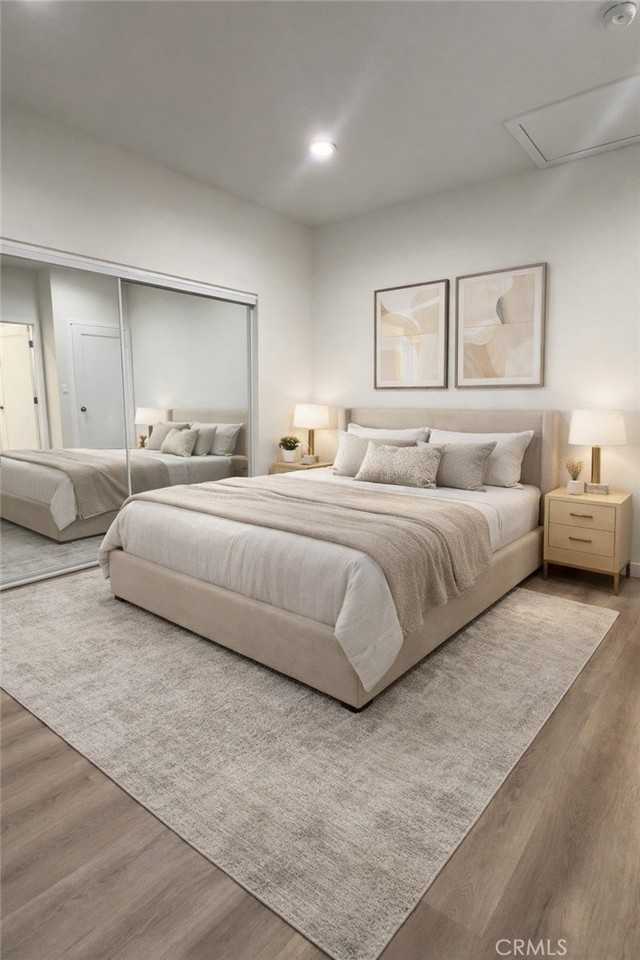 10652 Shoshone Ave - Photo 6 of 11