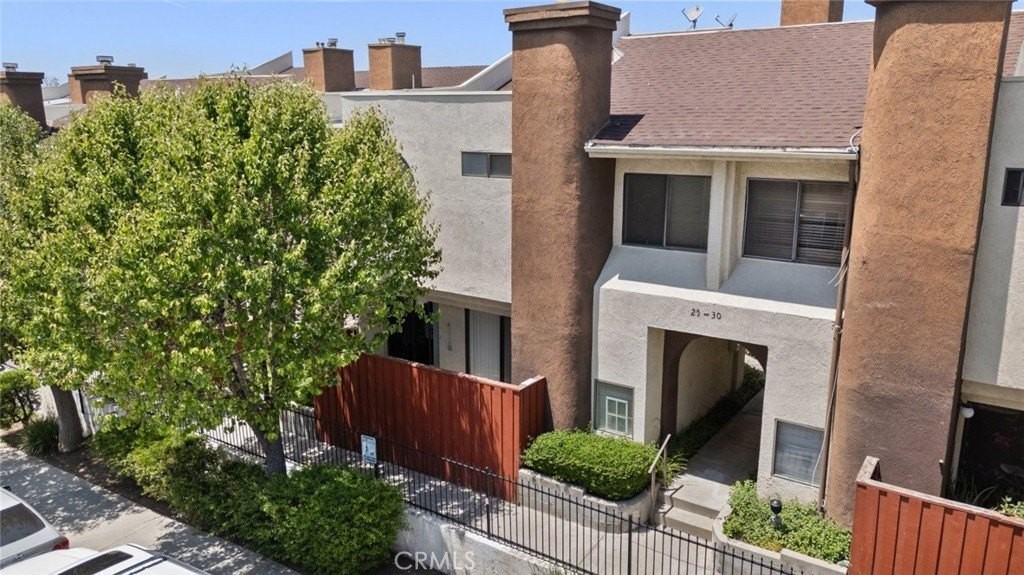 13825 Beaver St #25 - Photo 2 of 32