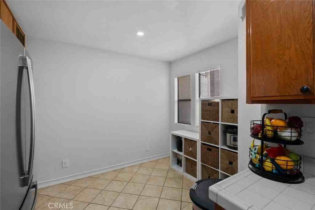 13825 Beaver St #25 - Photo 7 of 32