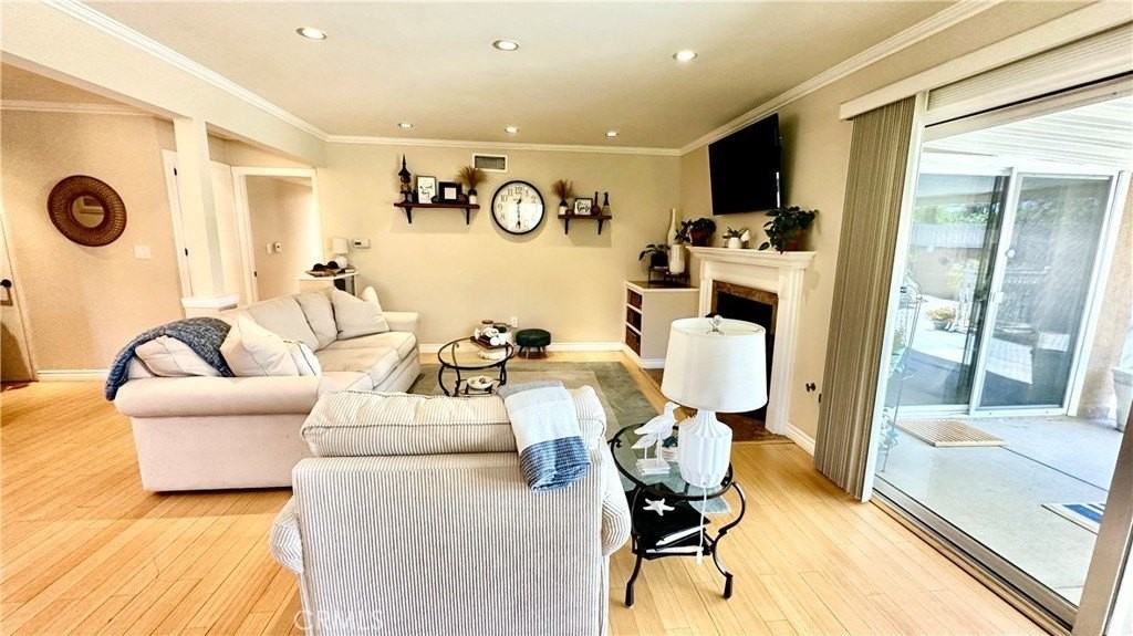 11624 Paso Robles Ave - Photo 3 of 30