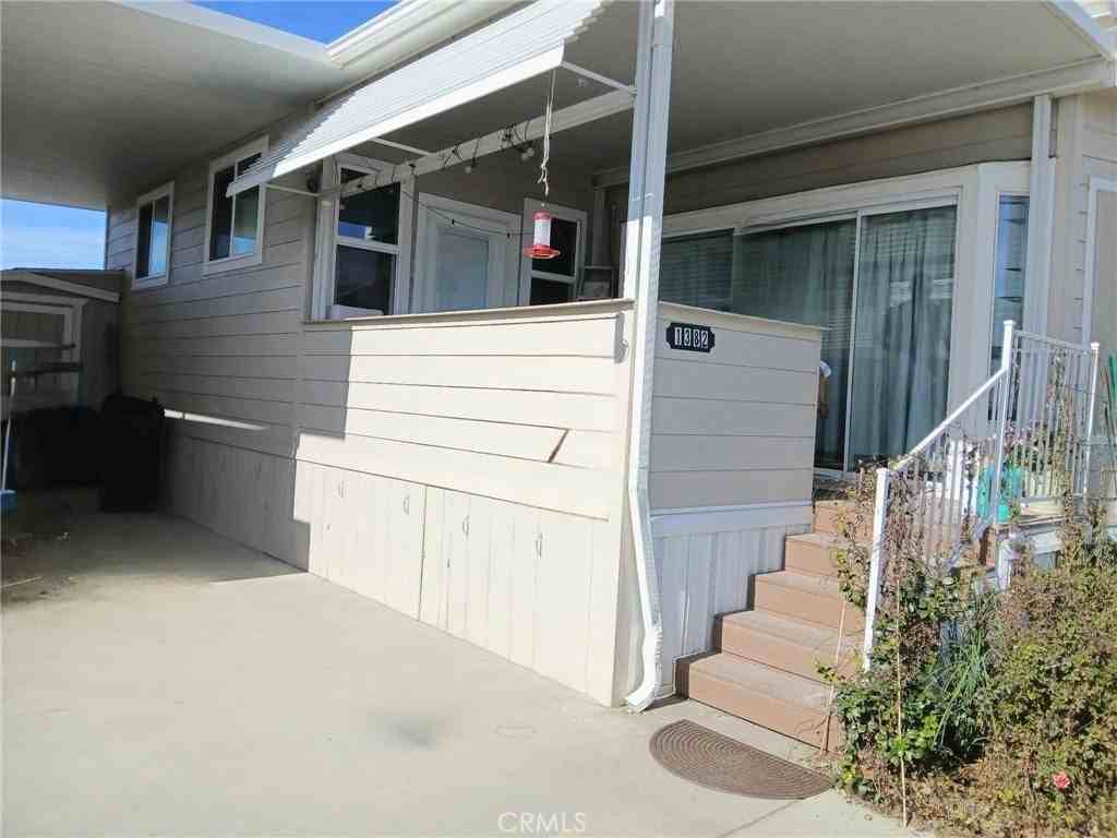 1382 Western Dr - Photo 7 of 11