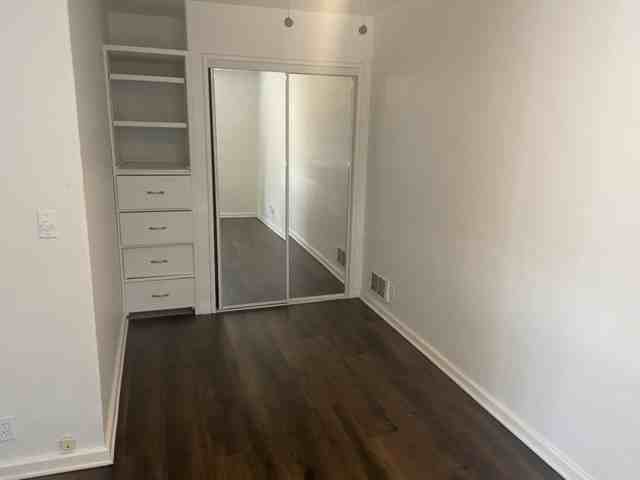 909 Pine St #1 - Photo 4 of 11