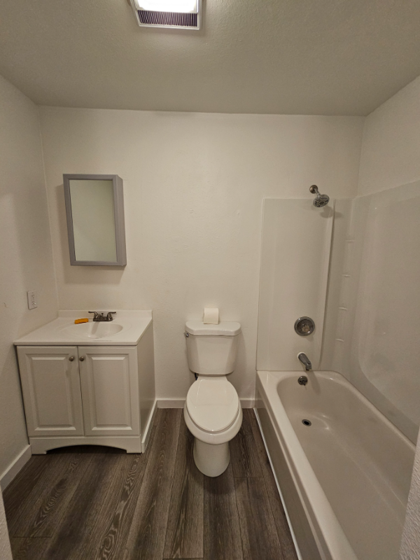 202 W 1st Ave #3 - Photo 6 of 10