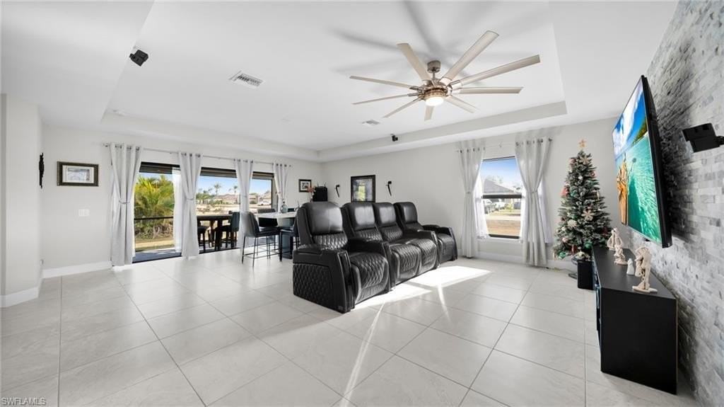 569 Croydon Ave S - Photo 6 of 41