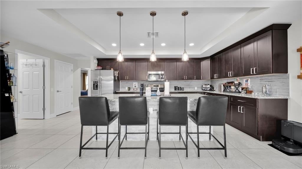 569 Croydon Ave S - Photo 7 of 41